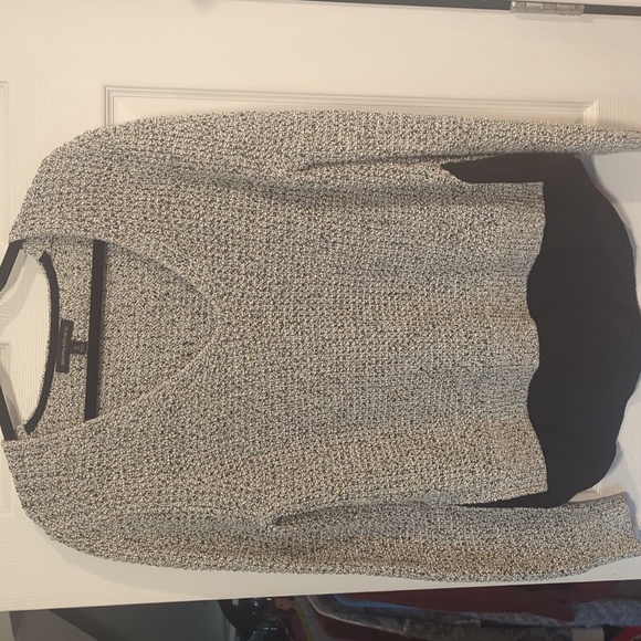 Banana Republic sweater - Picture 1 of 3